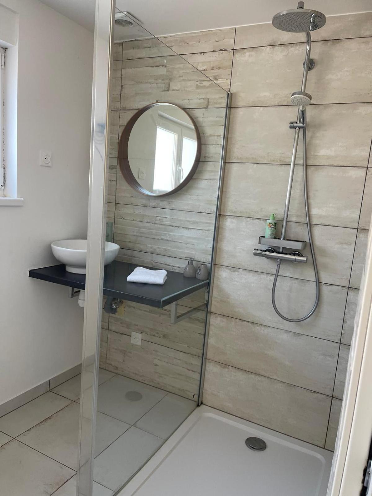 Appartement La Nature By Leslodgespa - Confortable Et Ressourcant Avec Balcon, Proche De Bale Et De L'aeroport